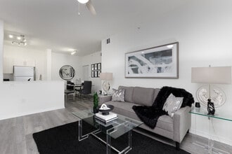 Kitterman Woods in Port St. Lucie, FL - Foto de edificio - Interior Photo