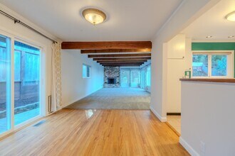 1104 Barcelona Dr in Pacifica, CA - Building Photo - Building Photo