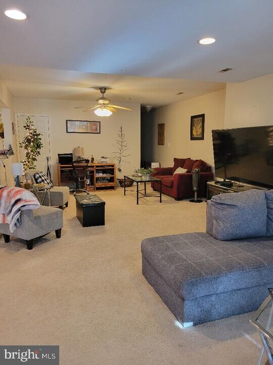 8214 Howard Trail in Fredericksburg, VA - Building Photo