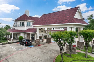 Grand Reserve in Waxahachie, TX - Foto de edificio - Building Photo
