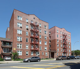 1388 W 6th St in Brooklyn, NY - Foto de edificio - Building Photo