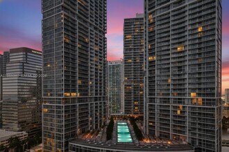 495 Brickell Ave in Miami, FL - Building Photo - Building Photo