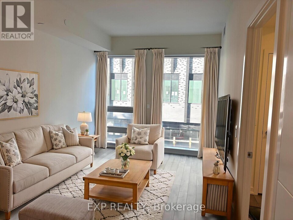 89 Church St in Toronto, ON - Building Photo