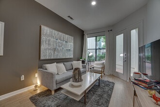 The Montrose in Dallas, TX - Foto de edificio - Building Photo