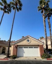 63 Delaport Way in Coronado, CA - Building Photo