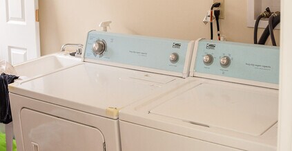 1716 Sarah St in Pittsburgh, PA - Building Photo - Building Photo