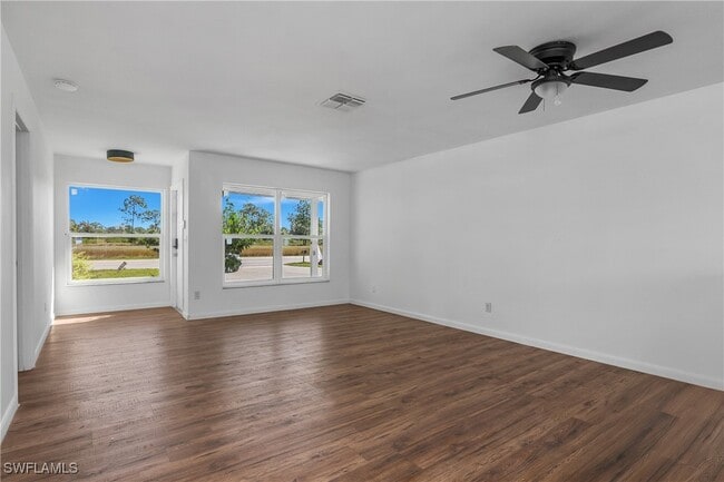 1143 Joel Blvd in Lehigh Acres, FL - Building Photo - Building Photo