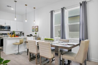 312 Famagusta Dr in Davenport, FL - Foto de edificio - Building Photo