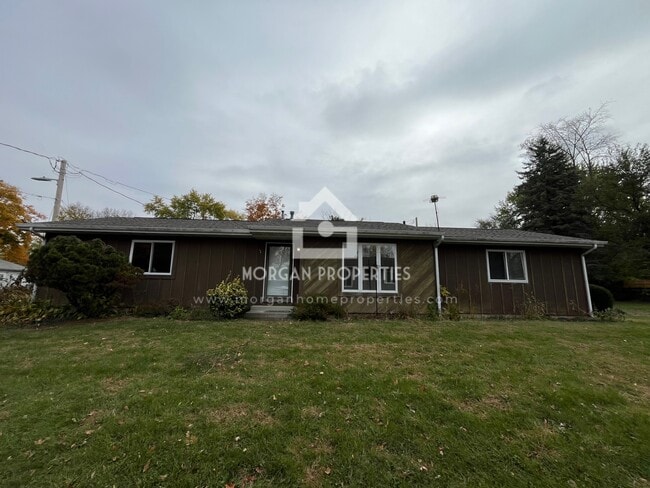 property at 320 Adams St