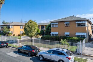 Stafford Manor in Los Angeles, CA - Building Photo
