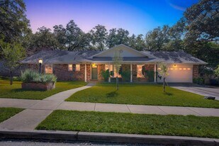 10814 Cedar Elm Dr in San Antonio, TX - Building Photo