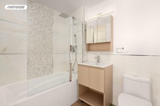 585 Argyle Rd in Brooklyn, NY - Building Photo - Building Photo