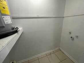 2414-2416 Crystal Hills Loop E in Lakeland, FL - Building Photo - Building Photo