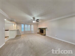 5625 Longbow Dr in Stone Mountain, GA - Building Photo - Building Photo