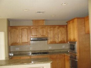 5412 Vista Del Mar Ave in Bakersfield, CA - Building Photo - Building Photo