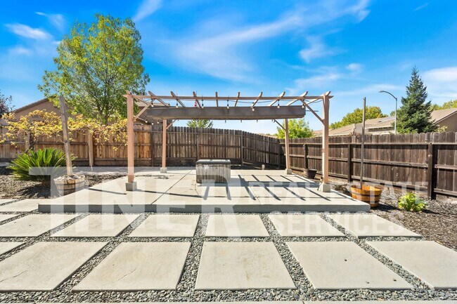 3408 Grappa Way in Gold River, CA - Building Photo - Building Photo