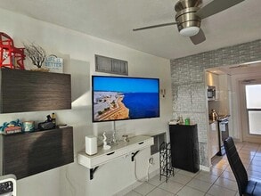 505 N Riverside Dr in Pompano Beach, FL - Building Photo - Building Photo