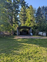 2103 Karen Frazier Rd SE in Olympia, WA - Building Photo