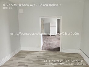 8927 S Muskegon Ave in Chicago, IL - Building Photo - Building Photo