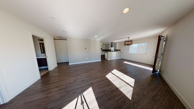 22707 Leonora Dr in Los Angeles, CA - Building Photo - Building Photo