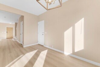 3425 East 123rd Drive in Thornton, CO - Foto de edificio - Building Photo