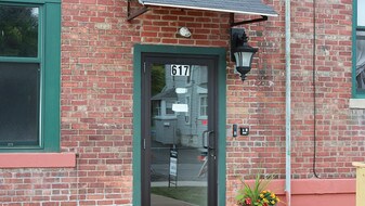 Hiawatha Heights Apartments