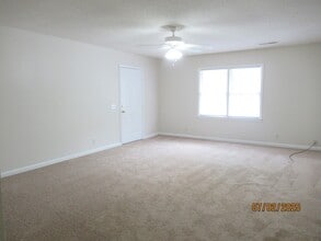 172 Gertrude Dr in Sumter, SC - Building Photo - Building Photo