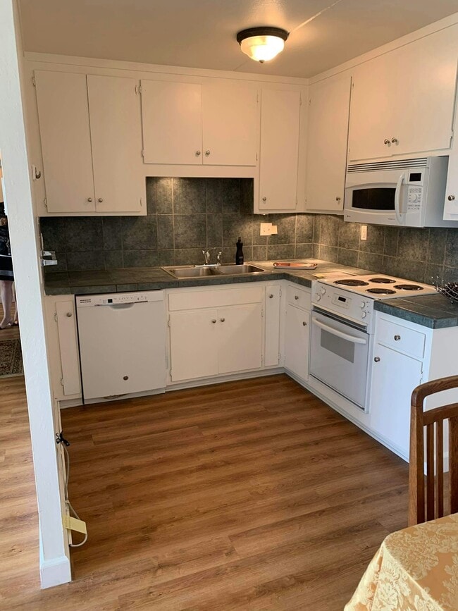 180 Dakota Ave in Santa Cruz, CA - Building Photo - Building Photo