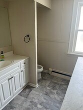 130 Washington St, Unit B in Ingleside, IL - Building Photo - Building Photo