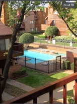 2314 Bamboo Dr, Unit I303 in Arlington, TX - Building Photo