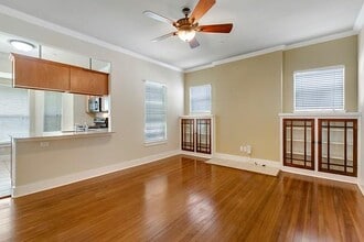 508 Elmwood Pl, Unit B in Austin, TX - Building Photo - Building Photo