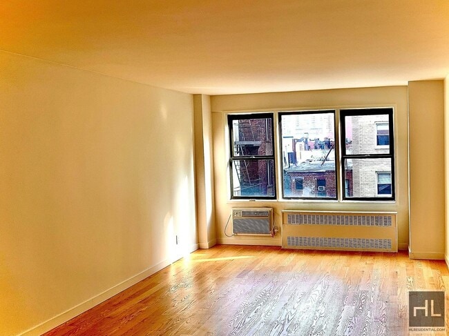 EAST 36 STREET, Unit 4E