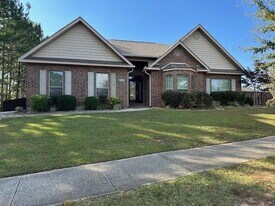 750 Cheswick Avenue in Fairhope, AL - Building Photo