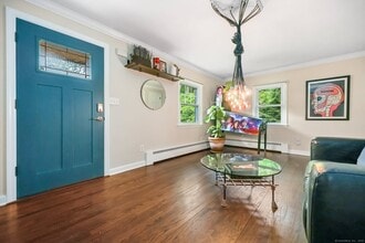 63 Henry St in Fairfield, CT - Building Photo - Building Photo