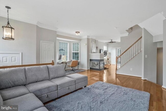 8110 Cerromar Way in Gainesville, VA - Building Photo - Building Photo