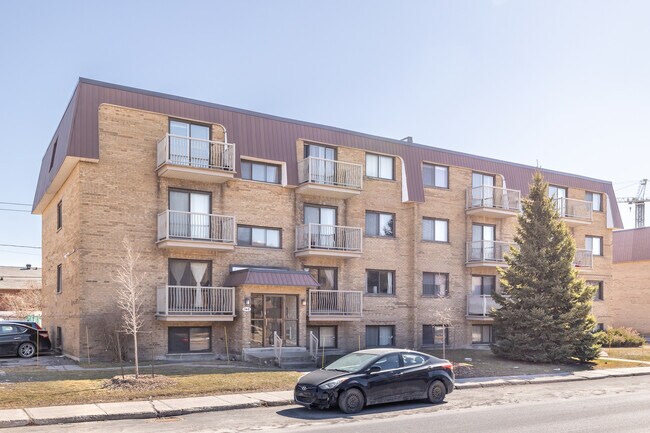570 De La Concorde Boul O in Laval, QC - Building Photo - Building Photo