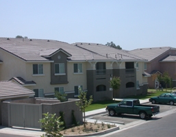 Casa Loma Apartments in Bakersfield, CA - Building Photo