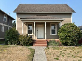 1615 Humboldt St in Bellingham, WA - Building Photo