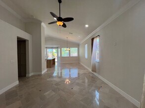 3545 Cap Rock Way in Gold River, CA - Building Photo - Building Photo