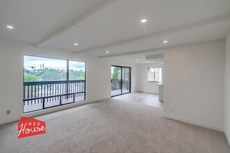 408 Bristol Rd in Cardiff, CA - Building Photo - Building Photo