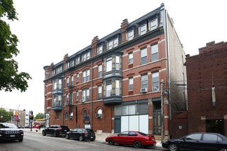 2772 N Lincoln Ave in Chicago, IL - Foto de edificio - Building Photo