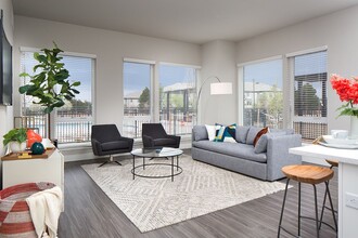 The Glenn in Centennial, CO - Foto de edificio - Interior Photo