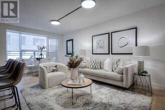 103-420 EGLINTON Ave in Toronto, ON - Building Photo - Building Photo
