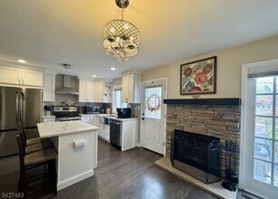 2109 Jamestown Common in Hillsborough Township, NJ - Building Photo - Building Photo