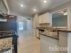 222 Sawgrass Way in Fayetteville, GA - Foto de edificio - Building Photo