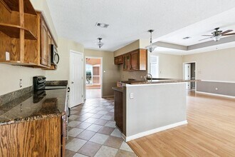 308 Willowdale Blvd in Luling, LA - Foto de edificio - Building Photo