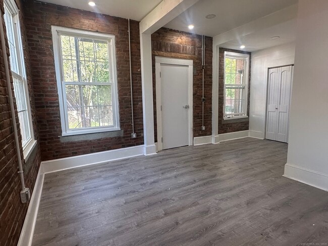 property at 92 E Pearl St
