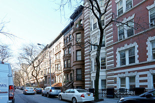 11 W 89th St Apartments