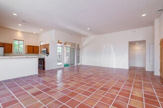 4254 Snow Bird in Santa Fe, NM - Building Photo - Building Photo