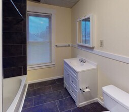 19 Studley Ave, Unit 2 in Brockton, MA - Building Photo - Building Photo